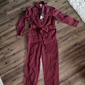 Red Full-Length Jumpsuit with Pointed Collar and Zipper Closure bin 2 #9002